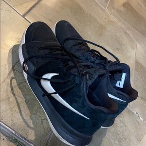 Kyrie Basketball shoes